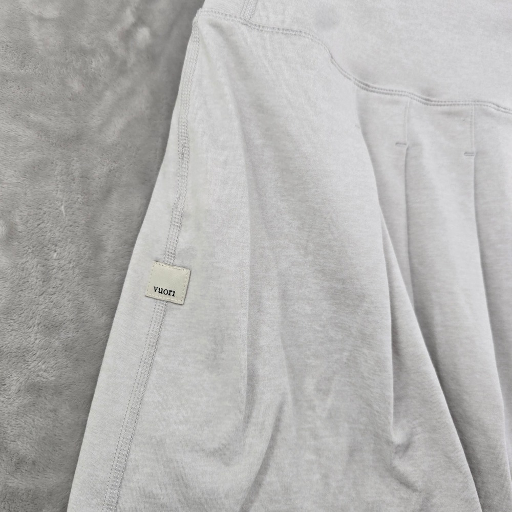 Vuori Halo Performance Skirt Women Size M Grey Pleated Athletic Skort VW3006 - Picture 5 of 9